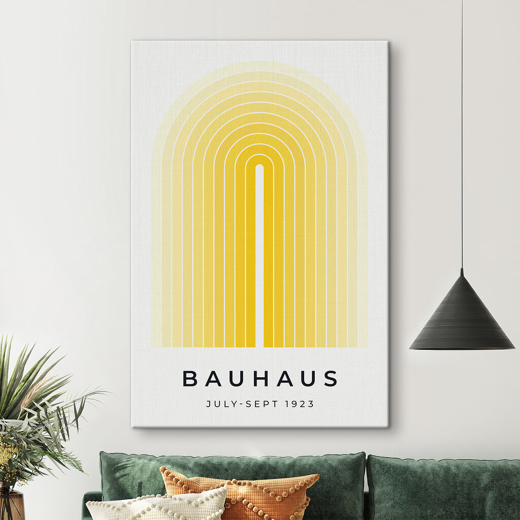 Sárga ívek Bauhaus-stílusban — lakásbelső 1