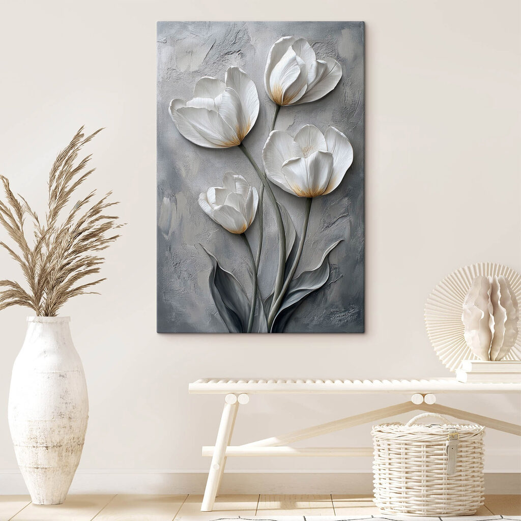 Négy tulipán szürke háttéren — lakásbelső 2