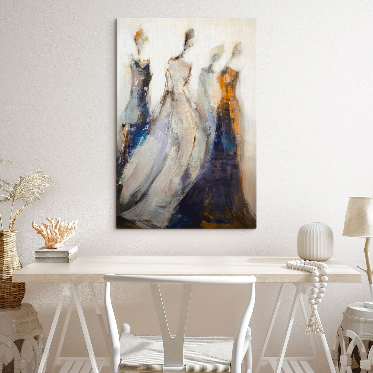 Elegáns női sziluettek — lakásbelső 3