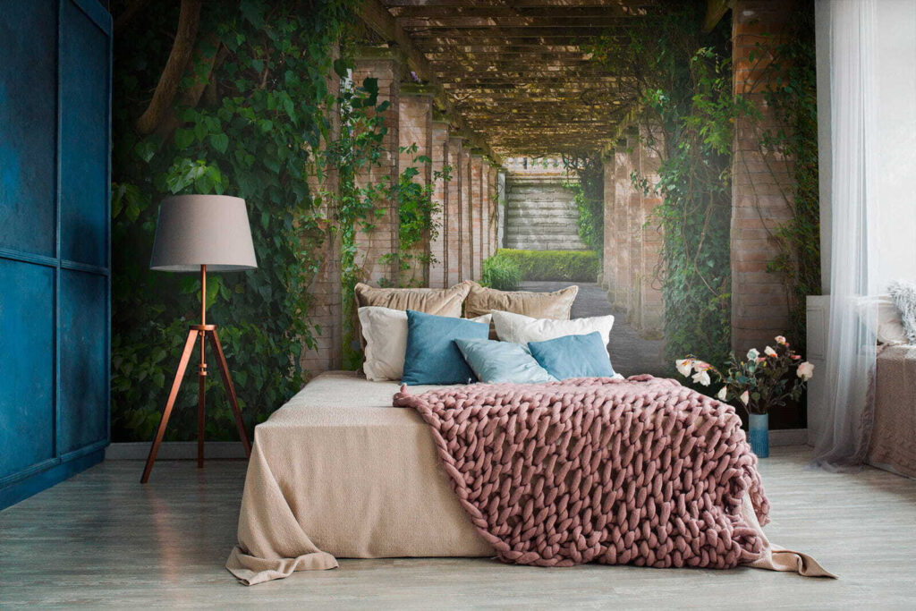 Ösvény pergola alatt — lakásbelső 1